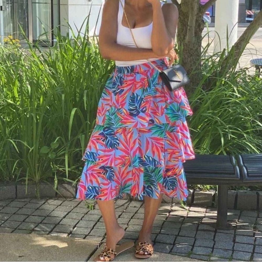 Tabitha Brown for Target Blue/Pink Tropical Tiered Midi Skirt Size L
NWT